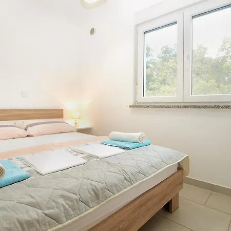 Fuer 3 Personen Ca 32 Qm In Liznjan, Istrien Suedkueste Von Istrien * Liznjan